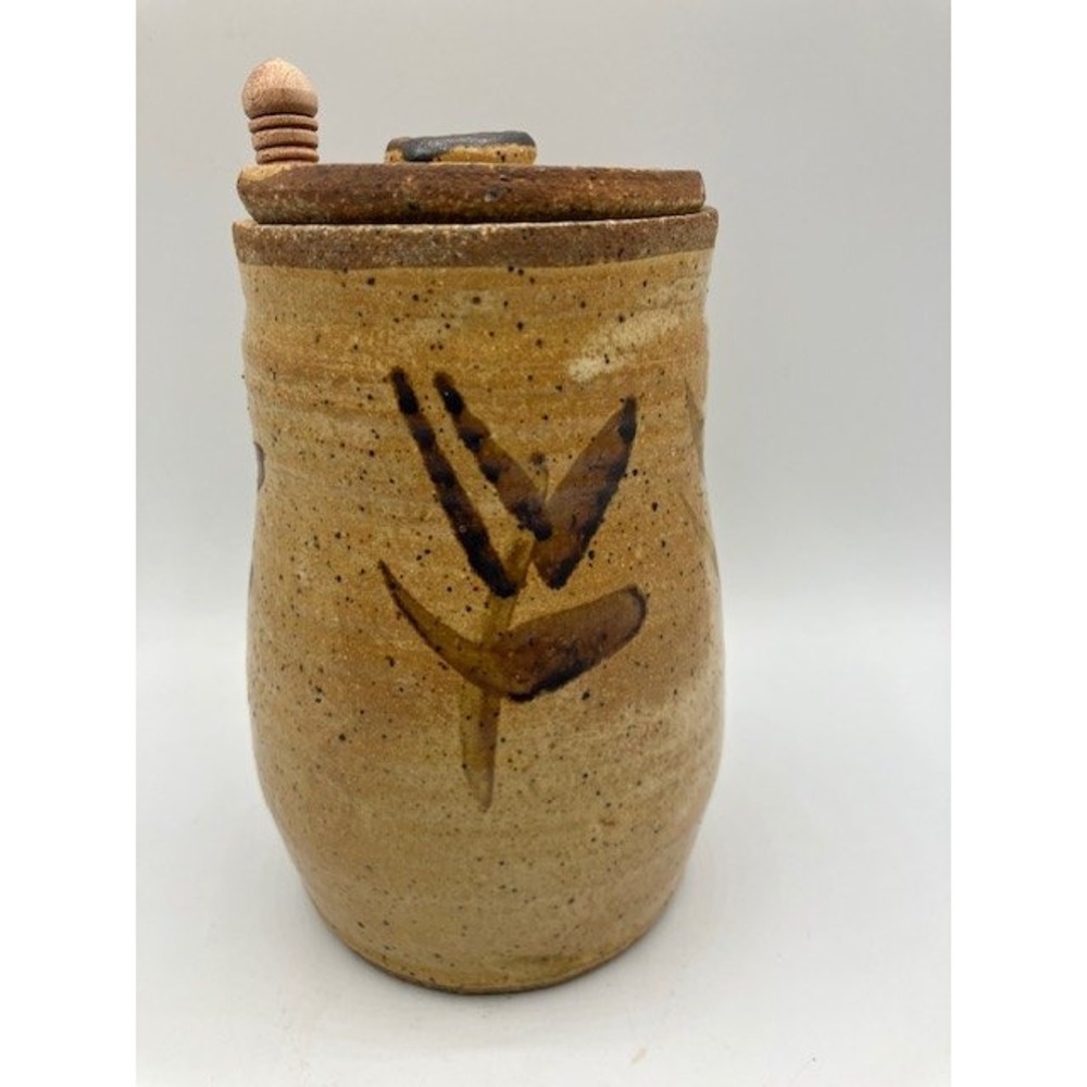 Handmade‎ Studio Pottery Stoneware Honey Pot with Lid and Wood Dipper 5.5"H